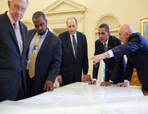 med_Obamaphoto21July09 President Barack Obama meets with (from left) Senator Harry Reid, Joshua DuBois, President Thomas S. Monson and Elder Dallin H. Oaks in the Oval Office. © Official White House Photograph by Pete Souza
