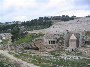 Kidron tombs Leaving Jerusalem, Jesus and his disciples would have crossed the deep Kidron Valley separating the city from the Mount of Olives. On one side they would have seen the numerous tombs that covered the slopes of the southern side of the mount (see Holzapfel, A Lively Hope, 133–36)