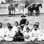 hawaiian reverence for father damien